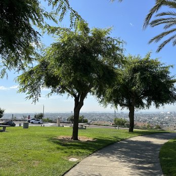 Hilltop Park - Parks Near Me - Signal Hill, California Hilltop Park - Parks Near Me - Signal Hill, California
