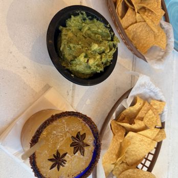 Burrito Social - Pumpkin margarita, CHIPS & GUACAMOLE - Mexican Near Me - San Juan, Puerto Rico Burrito Social - Pumpkin margarita, CHIPS & GUACAMOLE - Mexican Near Me - San Juan, Puerto Rico