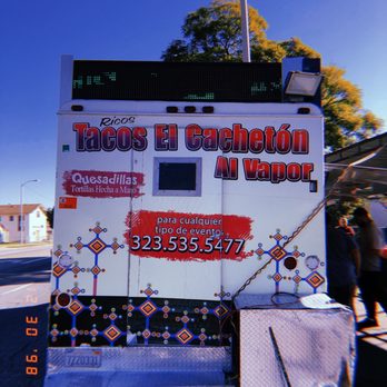 Tacos El Cacheton - a taco truck parked on the side of the road - Food Trucks Near Me - Compton, California Tacos El Cacheton - a taco truck parked on the side of the road - Food Trucks Near Me - Compton, California