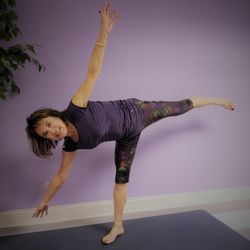 Catroc Yoga - Welcome Yogis of all levels.  Healthy Living Yoga.