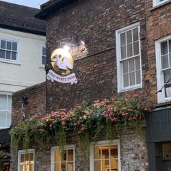 The Old White Swan - Outside of pub
