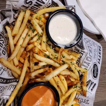 Gridiron Grill - Garlic parmesean fries - Sandwiches Near Me - Las Vegas, Nevada