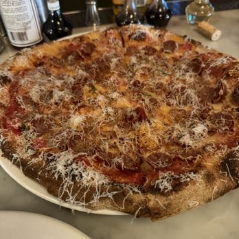 Ciccio - Pepperoni pizza - Pizza Near Me - Yountville, California Ciccio - Pepperoni pizza - Pizza Near Me - Yountville, California