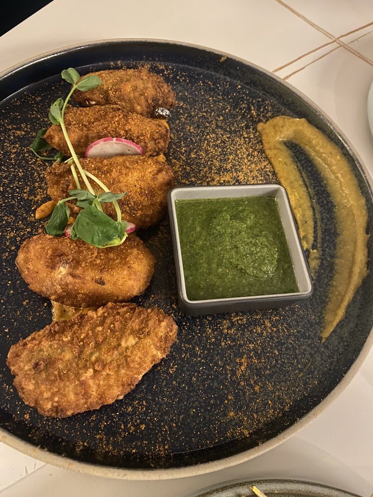 BEFIKRE Updated May 2024 11 Photos 295 Enfield Place, Mississauga