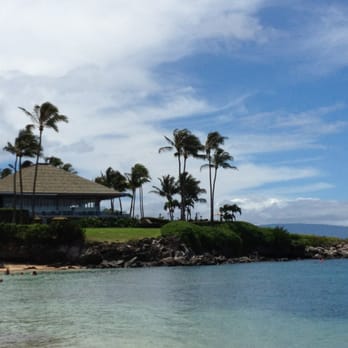 Kapalua Beach - At the beach looking at Merriman's - Beaches Near Me - Lahaina, Hawaii Kapalua Beach - At the beach looking at Merriman's - Beaches Near Me - Lahaina, Hawaii
