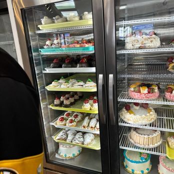 Elm St Bakery - Bakeries Near Me - Everett, Massachusetts