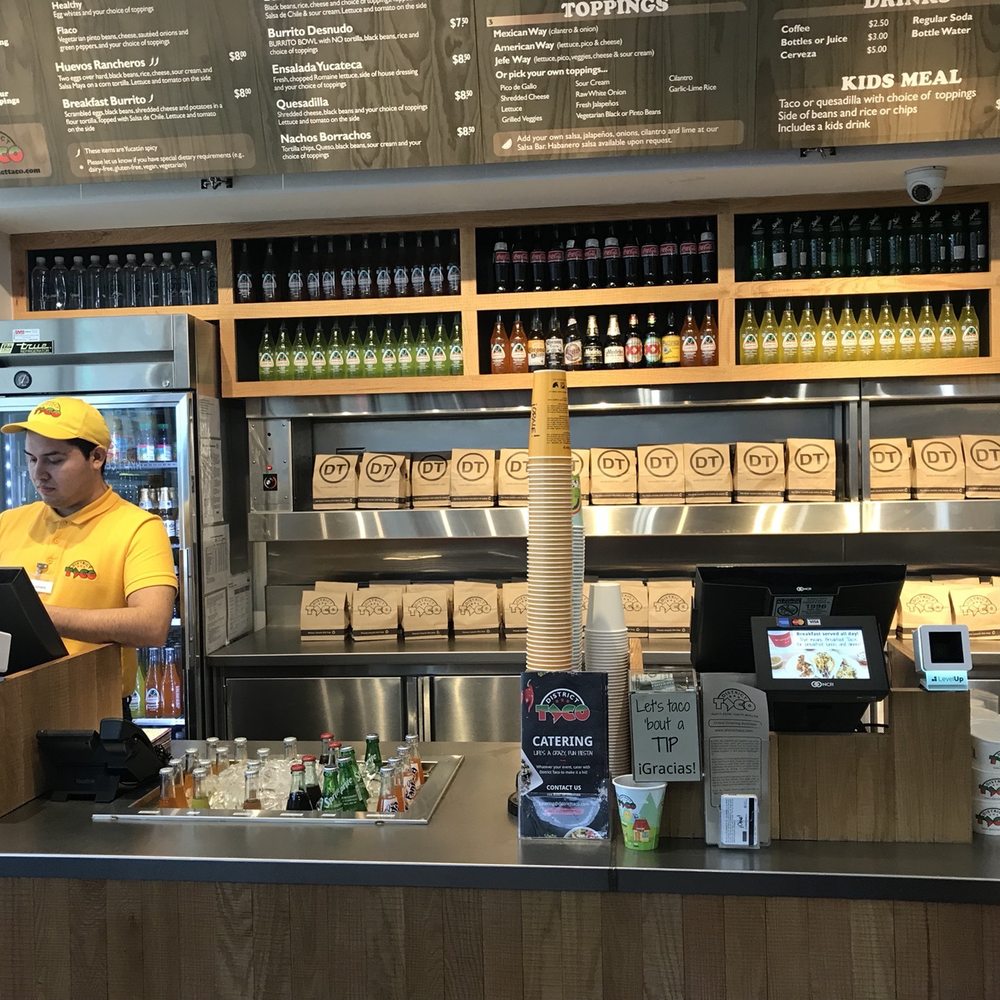 District Taco - Mexican Near Me - Arlington, Virginia
