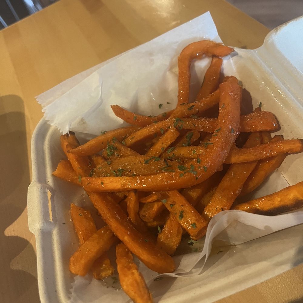 Black Leaf Vegan - Sweet potato fries - Vegan Near Me - Indianapolis, Indiana