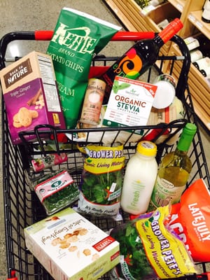 MOM's Organic Market by null