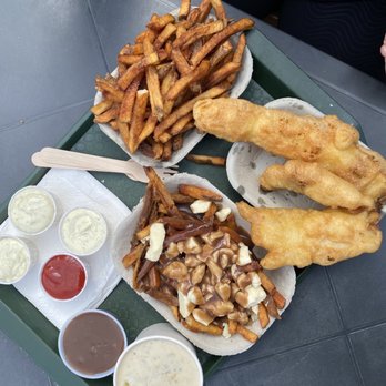 Mountain Woman - Fish & Chips, Poutine, clam chowder - Burgers Near Me - Britannia Beach, British Columbia