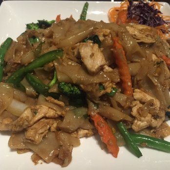 Sawasdee Thai Elevated - Pad ke Mao - Thai Near Me - Plainview, New York Sawasdee Thai Elevated - Pad ke Mao - Thai Near Me - Plainview, New York