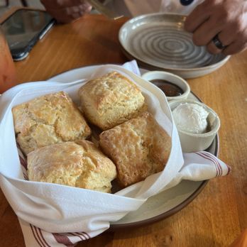 Yardbird - Delicious Classic Buttermilk Biscuits - Southern Near Me - Los Angeles, California
