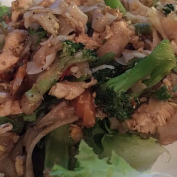 98 Asian Bistro - More noodles for dinner - Thai Near Me - High Point, North Carolina 98 Asian Bistro - More noodles for dinner - Thai Near Me - High Point, North Carolina