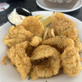 Crabby Bill's - Seafood Near Me - Indian Rocks Beach, Florida