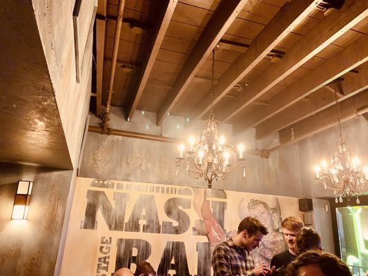 Nash Bar & Stage by null