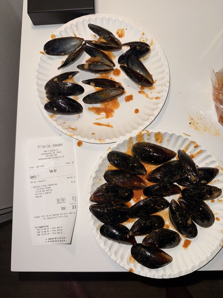 Food from Million’s Crab