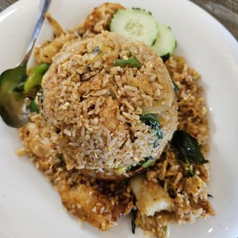 Pato Thai Cuisine - Tsunami Fried Rice $18.95- Delicious! 5 stars - Thai Near Me - Flagstaff, Arizona Pato Thai Cuisine - Tsunami Fried Rice $18.95- Delicious! 5 stars - Thai Near Me - Flagstaff, Arizona
