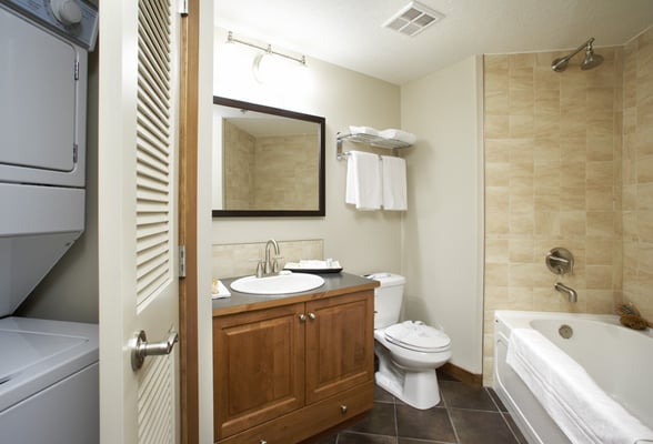 Blackstone Mountain Lodge by CLIQUE by null