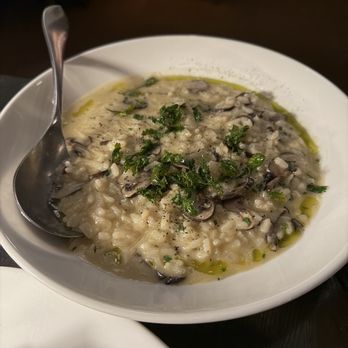Kali Restaurant - Mushroom risotto - New American Near Me - Los Angeles, California Kali Restaurant - Mushroom risotto - New American Near Me - Los Angeles, California
