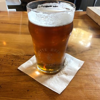 Lucette Brewing - The farmers daughter - Pizza Near Me - Menomonie, Wisconsin