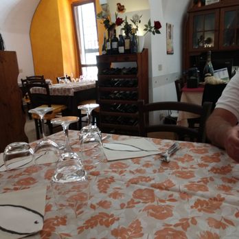 Da Peppe - Small dining rooms - Seafood Near Me - Lercara Friddi, Pennsylvania