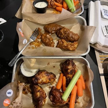 Buffalo Wild Wings - Chicken Wings Near Me - Oxnard, California