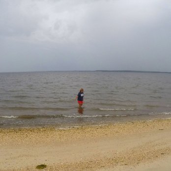 South Jamesport Beach - The water is fine - Beaches Near Me - Jamesport, New York
