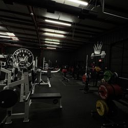 Imperial Fitness - Powerlifting area