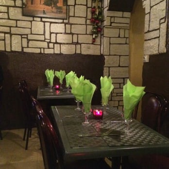 Le Khelkom - The room. - Senegalese Near Me - Paris, 75
