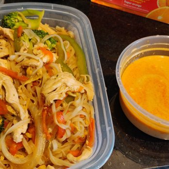 Salad King Restaurant - Islamic noodle - Thai Near Me - Toronto, Ontario