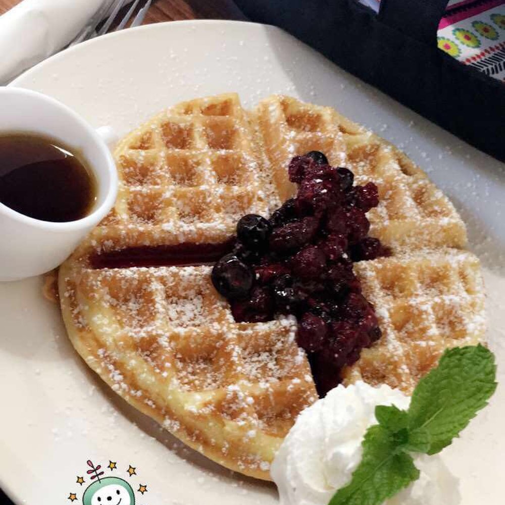 Le Coffee Shop - Breakfast & Brunch Near Me - Temecula, California