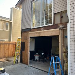 Extraordinary Handymen