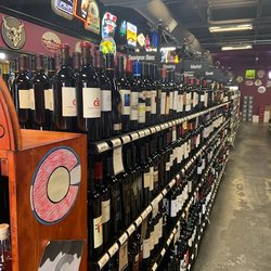 Mile High Wine Cellars - Awesome selection of wine!!!
