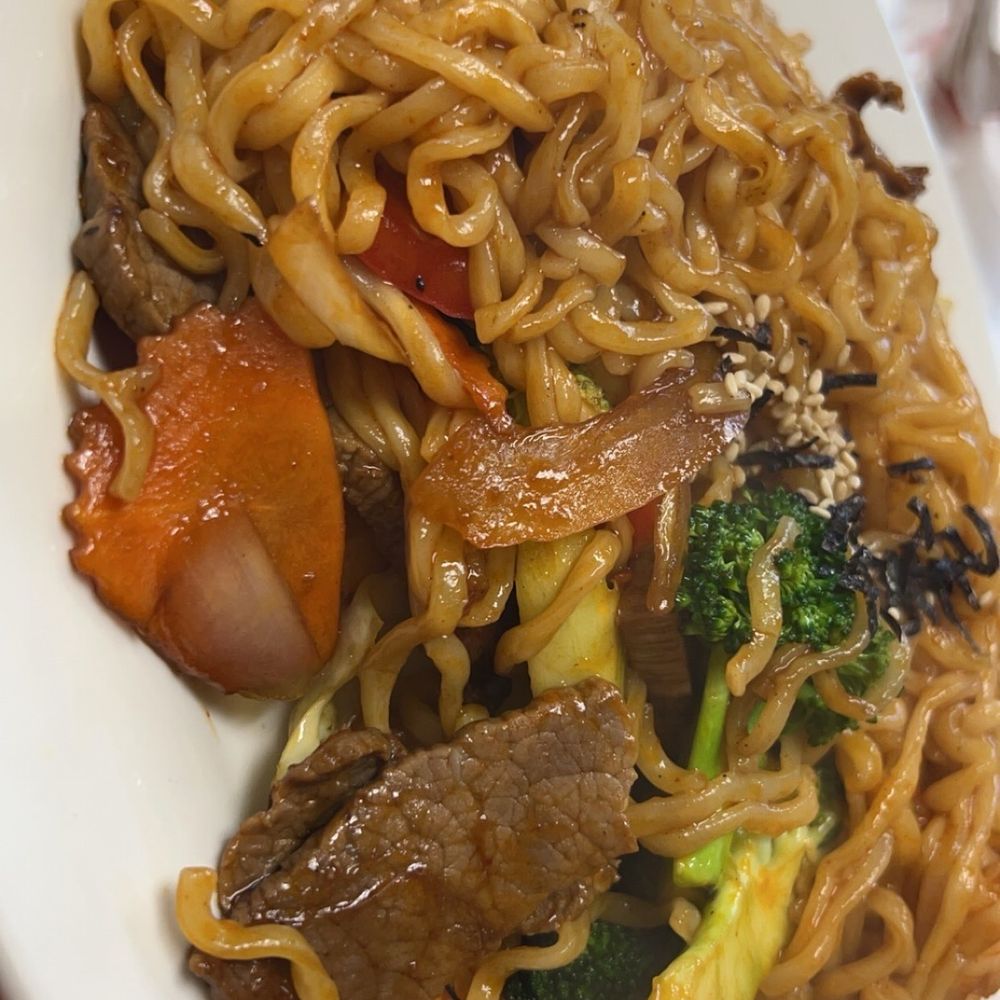 Pho Kayah - Spicy Ramen - Asian Fusion Near Me - Austin, Minnesota Pho Kayah - Spicy Ramen - Asian Fusion Near Me - Austin, Minnesota