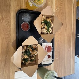 Spicy chicken and calamari rings. Matcha tea and passionfruit tea..