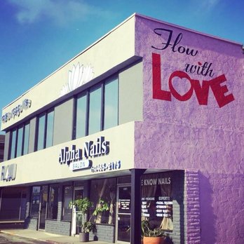 Flow Water and Wellness - Water Stores Near Me - Huntington Beach, California Flow Water and Wellness - Water Stores Near Me - Huntington Beach, California