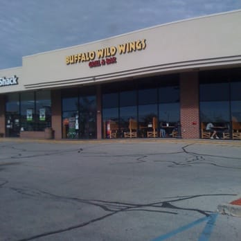 Buffalo Wild Wings - Chicken Wings Near Me - West Allis, Wisconsin Buffalo Wild Wings - Chicken Wings Near Me - West Allis, Wisconsin