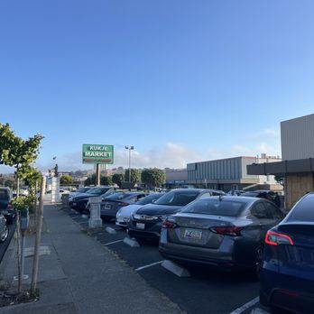 Kukje Super Market - 7/20/14 Parking lot. Really tight spaces and aisle. And of course poor drivers - Grocery Near Me - Daly City, California Kukje Super Market - 7/20/14 Parking lot. Really tight spaces and aisle. And of course poor drivers - Grocery Near Me - Daly City, California