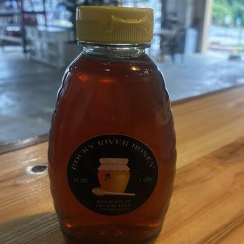 The Treehouse - Local Honey, Rocky River Honey. - New American Near Me - McMinnville, Tennessee The Treehouse - Local Honey, Rocky River Honey. - New American Near Me - McMinnville, Tennessee