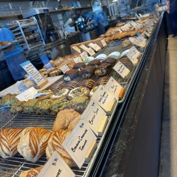 Croissante - Window - Cafes Near Me - Santa Clara, California