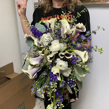 Flowers by Kristil - Florists Near Me - Olympia, Washington