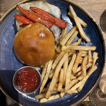 Eureka! - Bison Burger - American Near Me - Berkeley, California