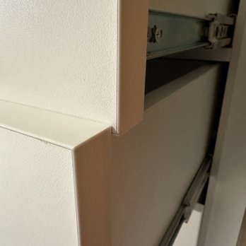 Closets by Design - Milwaukee - Can't open two drawers at once or they run into each other - Flooring Near Me - Mequon, Wisconsin
