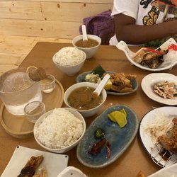 Karé Bar Curry and More - Great service great food Management on point with customers
