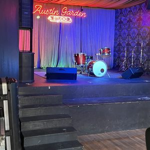 JUSTINE’S SECRET HOUSE - Updated June 2024 - 1303 E 7th St, Austin