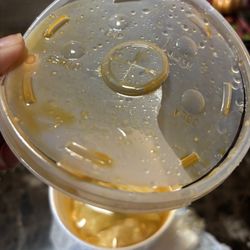 Mi Cabana - Cracked flimsy Lid