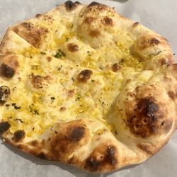 Coriander India Grill - Garlic naan