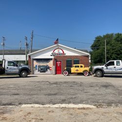 Bernie's Towing