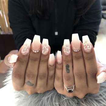 Amazing Nails - Ombré with 3D art my Tina - Nail Salons Near Me - Newark, California