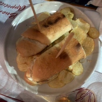 Uè Capp - Pubs Near Me - Pozzuoli, NA